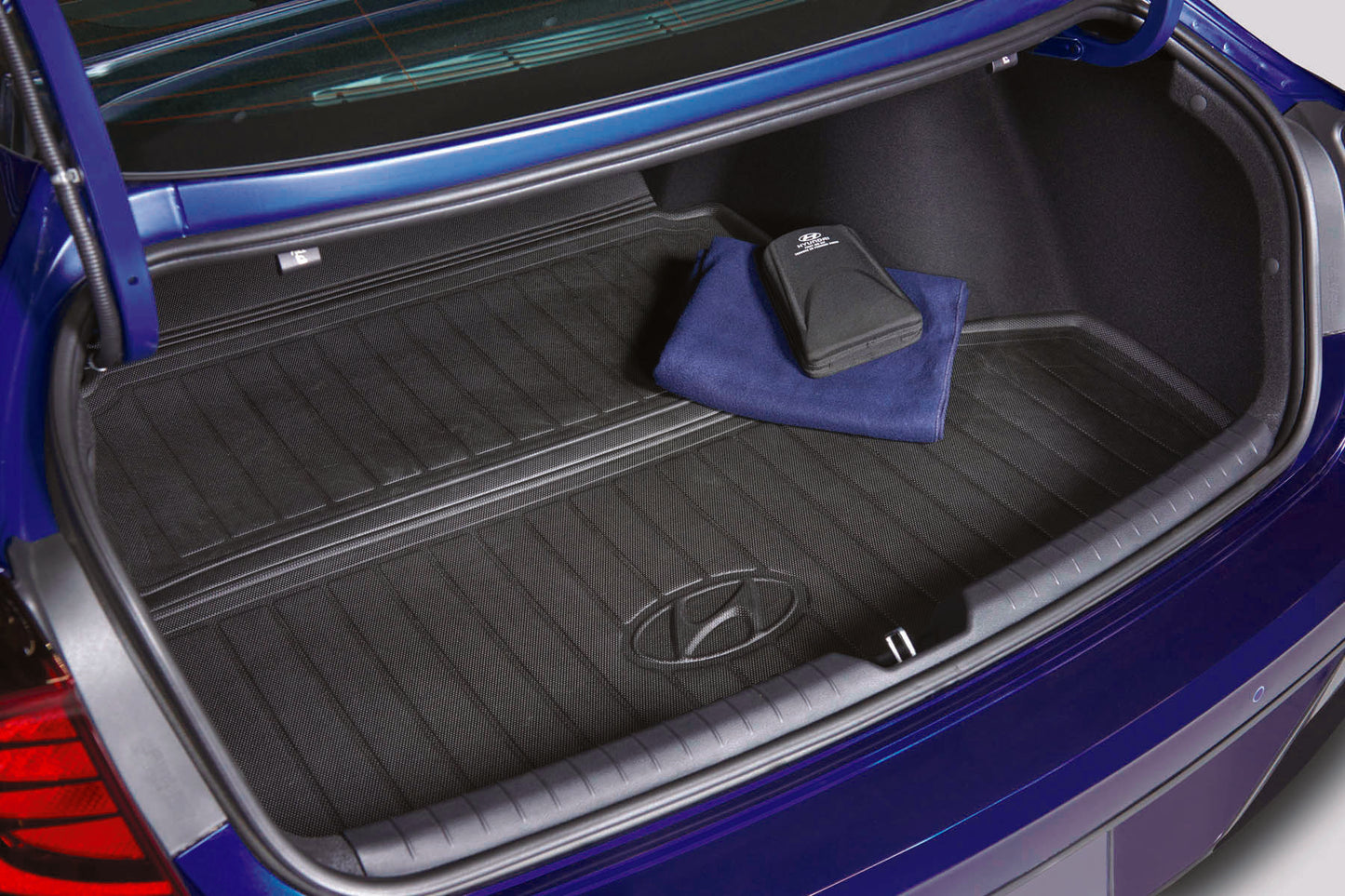Hyundai 2021 Sonata Hybrid Premium All Weather Cargo Tray For Ult HEV L0H12AP000